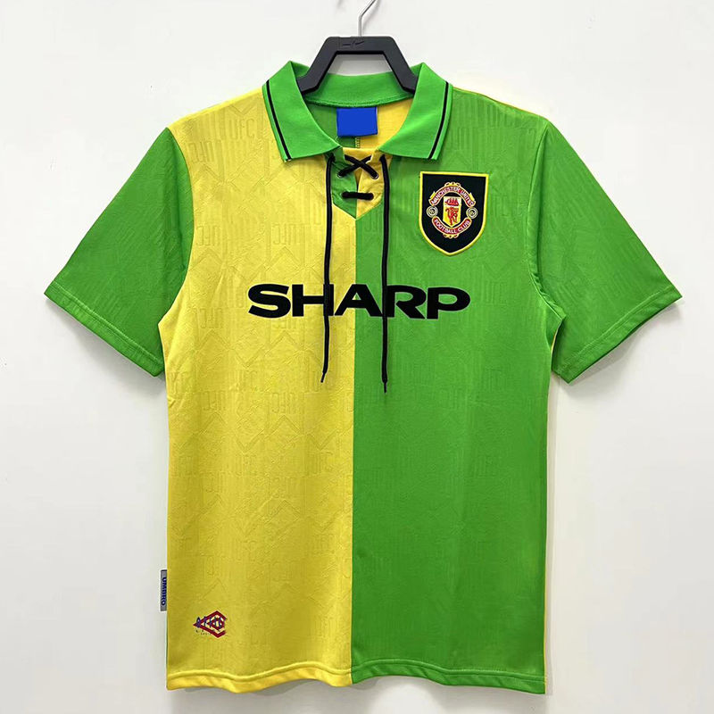 Yellow Green Retro Soccer Jerseys Quick Dry Vintage Football Kits 1992-1993 Season